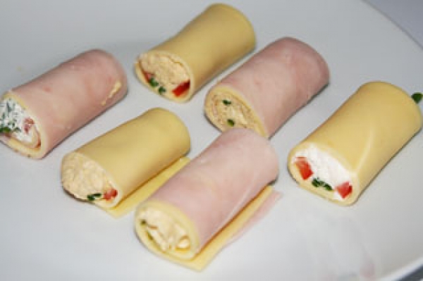 Schinken-/Käserolle gemischt